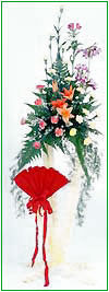 Red fan  - Floral stand