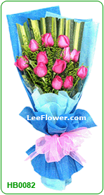 ( HB0082 V )   12 Stalks of Red Roses Hand Bouquet.