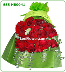 ( SSS HB0041 ) ~ Hand Bouquet with 12 Stalks of Red Roses. Flower Delivery Service to Singapore.