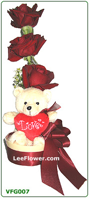( VFG007  )    3 Stalks of Red Roses with One Mini Bear