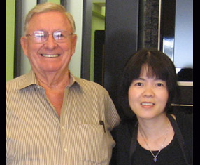 The WORLD FLOWER COUNCIL International Chairman Mr. Dean White visited Lee Flower Design Academy on 31 JULY 2008