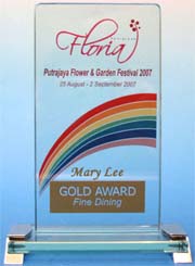 Fine Dinning Flowers Design  GOLD AWARD Year 2007